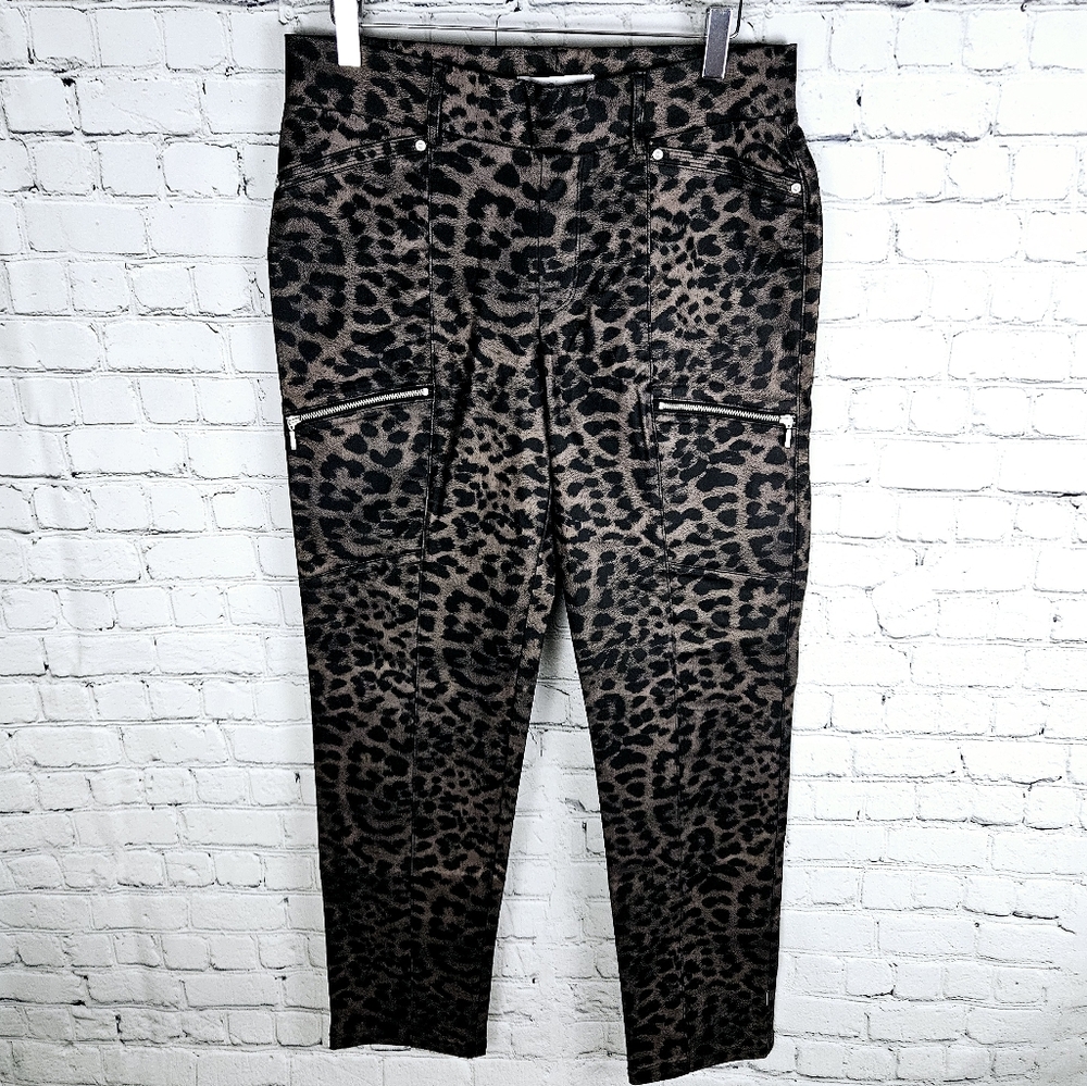 CLEO | pull-on zipper detail leopard print stretch slim ankle pants